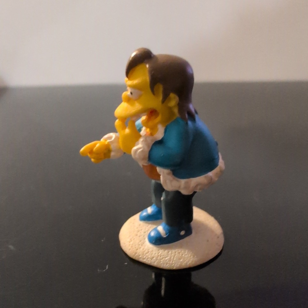 The Simpsons Hawthorne Village Nelson Muntz Christmas Figure 2004 91820 D - Picture 2 of 5